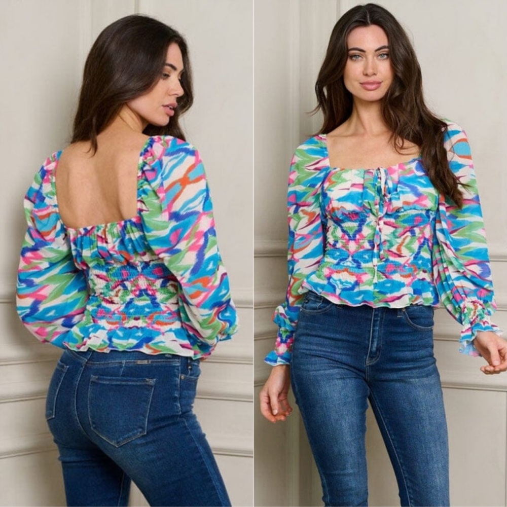 B119💙💚Vibrant blue+green long sleeve top w/shires quality+fitted crop💙💚